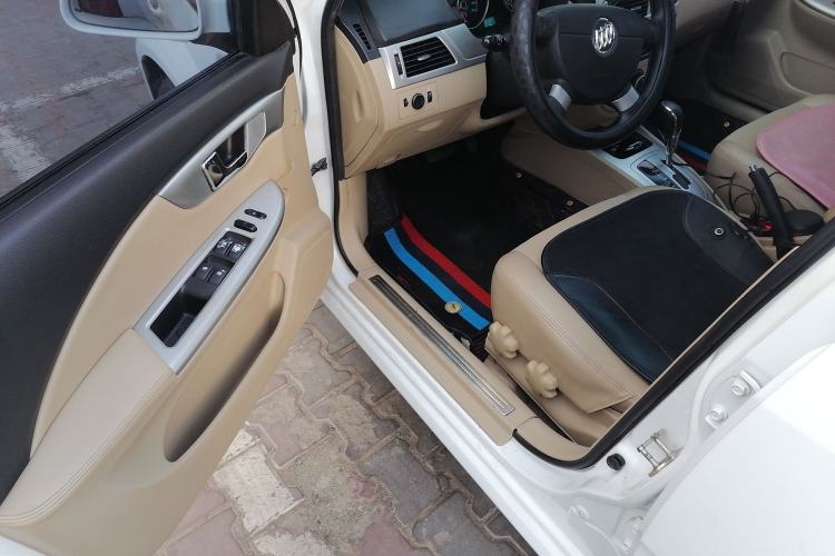 Used Buick Excelle 2013 1.5L Automatic Classic Model