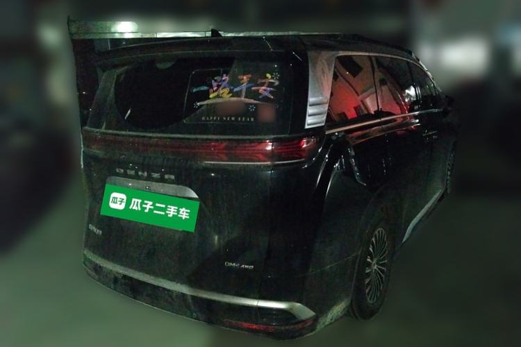 Used Denza D9 2024 DM-i 980 Four-Wheel Drive Prestige Model
