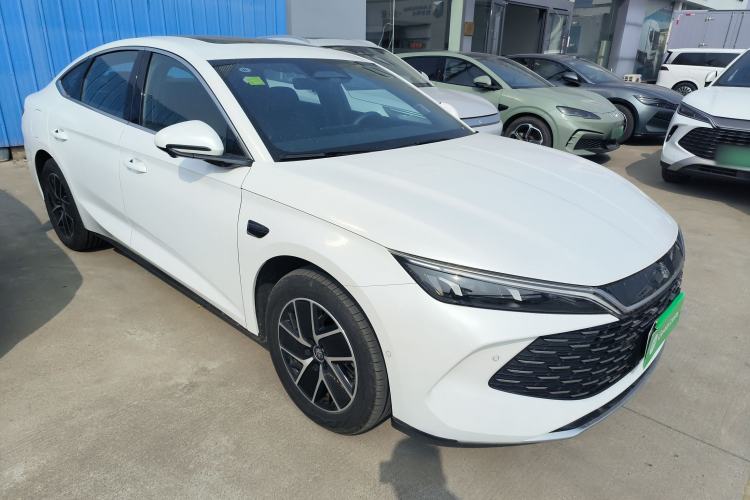 Used BYD Qin L 2025 DM-i Smart Drive 120KM Leading Model