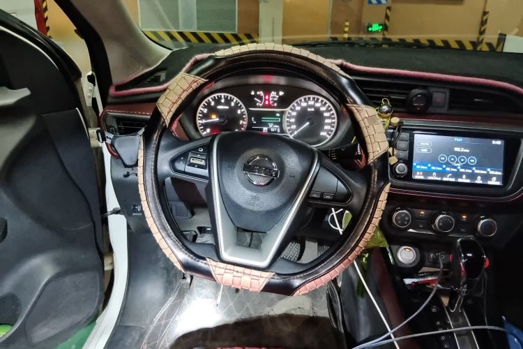 Used Nissan Lannia 2016 1.6L CVT Smart Cool Edition Steering Wheel