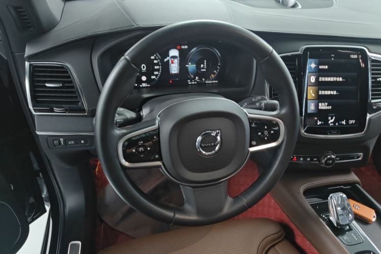 Used Volvo XC90 New Energy 2022 E-Drive Hybrid T8 Luxury Flagship 7-Seater Steering Wheel