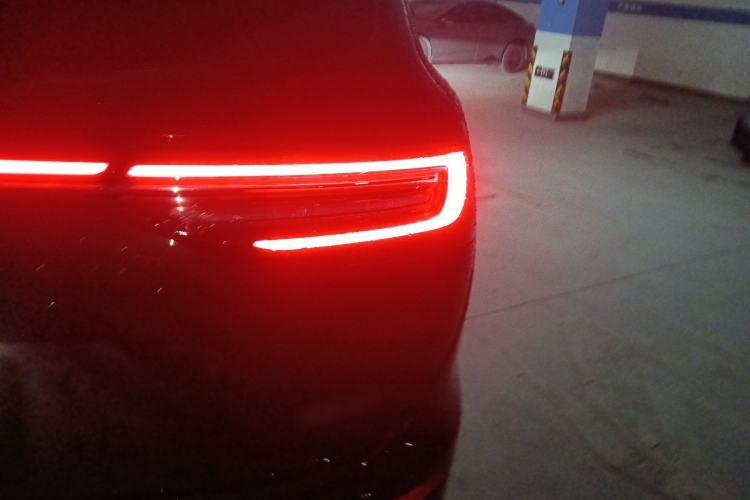 Used Hima AITO M7 2024 1.5T Rear-Drive Plus Version 6 Seats Exterior 3