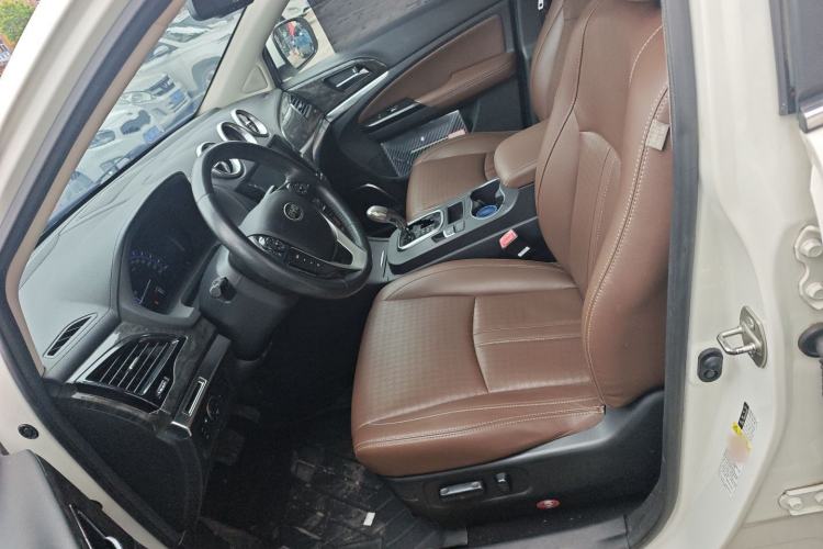 Used BYD S7 2016 2.0T Automatic Prestige Plus Left Front Seat