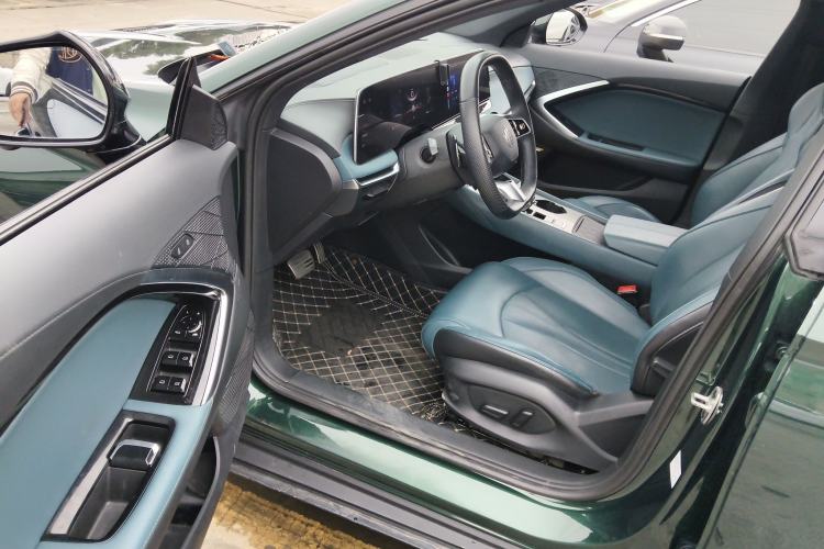 Used MG 7 2023 1.5T DCT Luxurious Supreme Edition