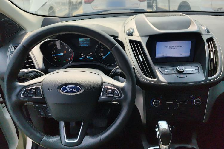 Used Ford Kuga 2019 EcoBoost 180 Two-Wheel-Drive Platinum Edition China VI Standard
