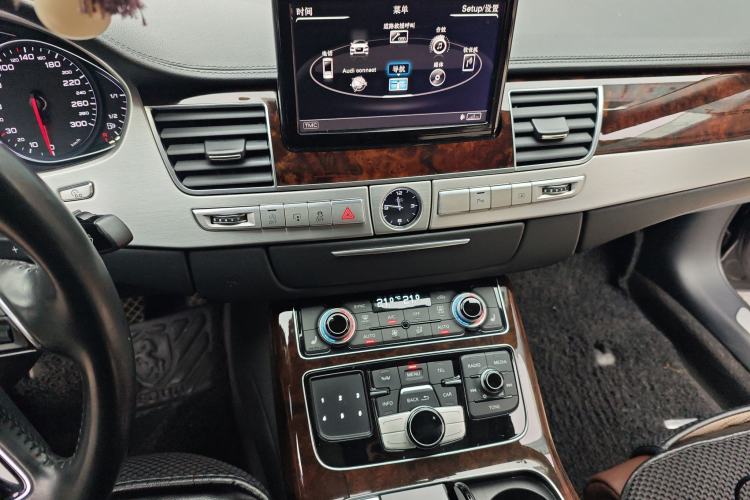 Used Audi A8 2016 A8L 45 TFSI quattro Comfort model Audio And AC Panel