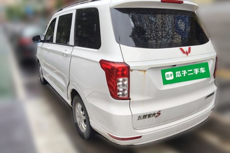 Used Wuling Hongguang 2019 1.5L S Standard Version China VI LAR
