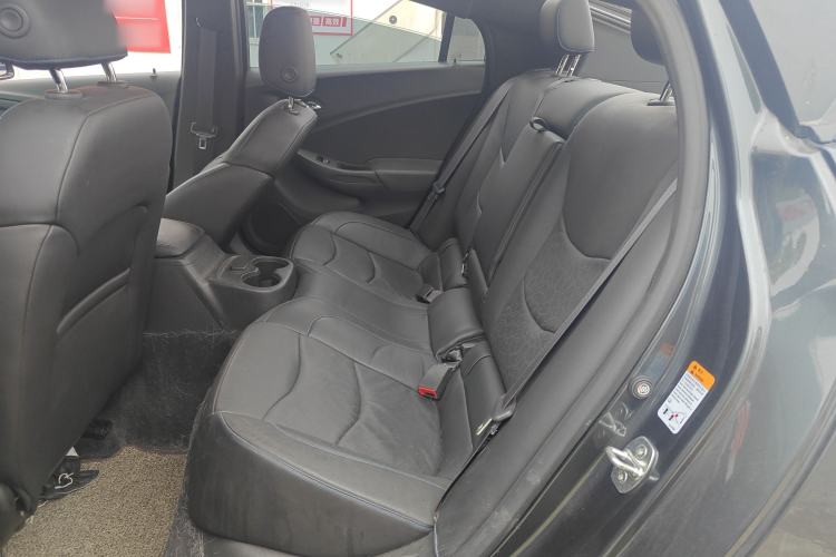 Used Buick VELITE 5 2017 Urban Extended-Range Model Left Rear Seat