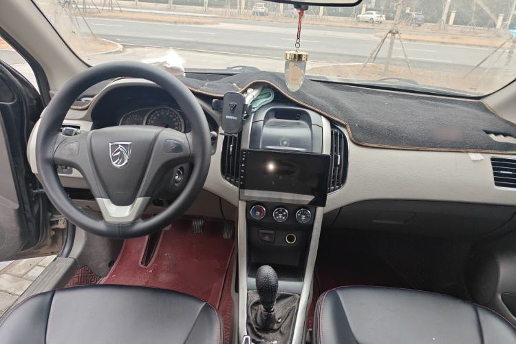 Used Baojun 630 2011 1.5L manual Comfort trim level
