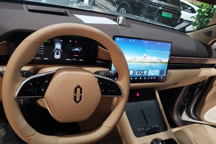 Used Hima AITO M7 2024 1.5T Intelligent Driving 4WD Max Edition 5 Seats
