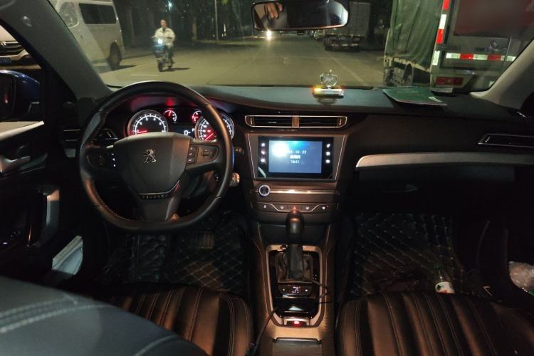 Used Peugeot 408 2019 230THP Automatic Luxury Edition China V Standard Center Console