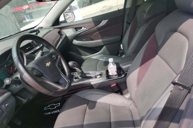 Used Chevrolet Malibu 2017 1.5T Automatic Luxury Edition Left Front Seat