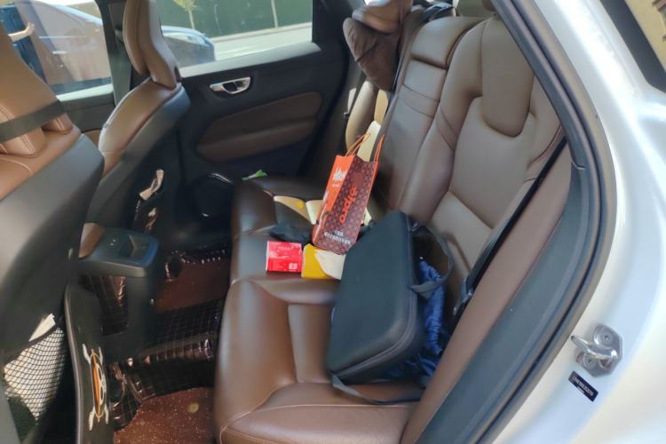 Used Volvo XC60 2020 T5 4x4 Zhiyi Luxury Edition Left Rear Seat