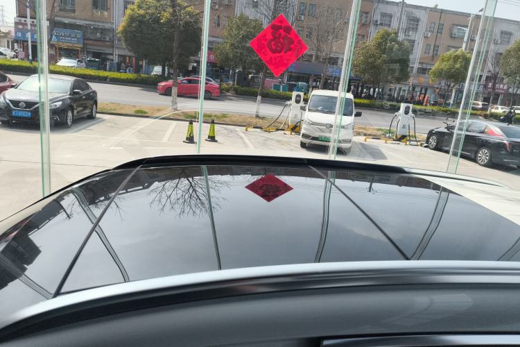 Used Mercedes-Benz GLC 2021 GLC 260 L 4MATIC Luxury Model Roof