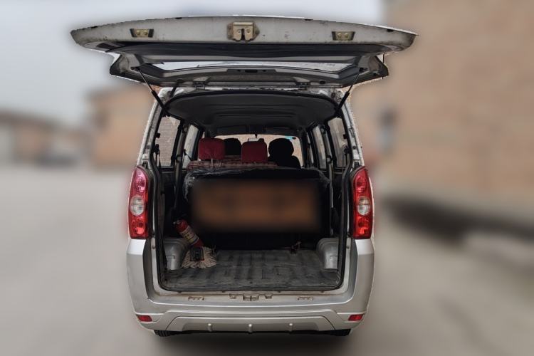 Used Lifan Auto Fengshun 2011 1.0L Standard Version LF465Q5 Trunk