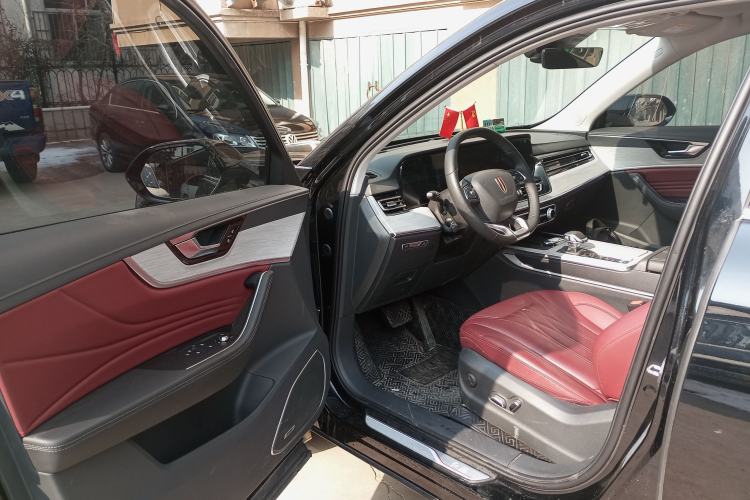 Used Hongqi HS5 2025 2.0T All-Wheel-Drive Flagship Pro Edition Driver Seat