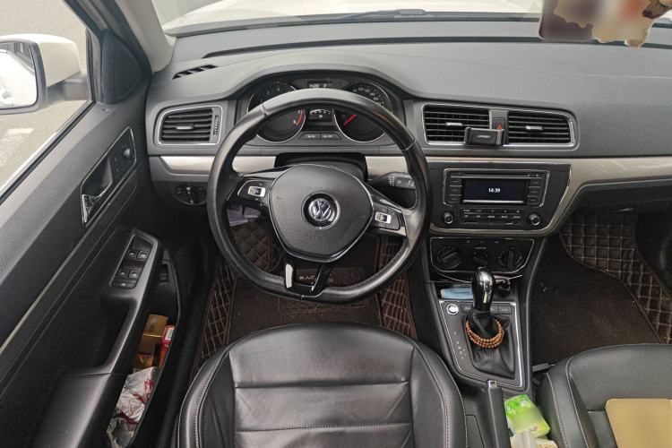 Used Volkswagen Lavida 2017 1.6L Automatic Comfort Edition