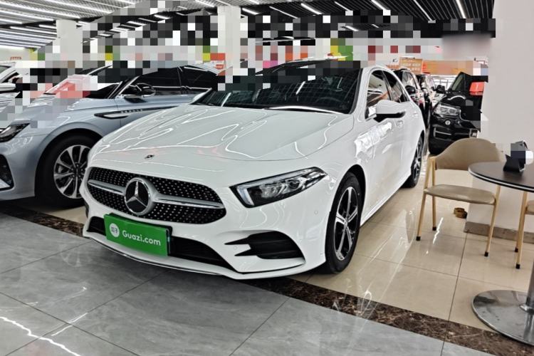 Used Mercedes-Benz A-Class 2022 Revised Version A 200 L Sport Sedan Fashionable Style