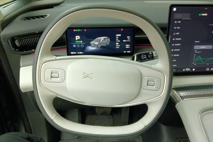 Used XPeng X9 2025 Starship Edition