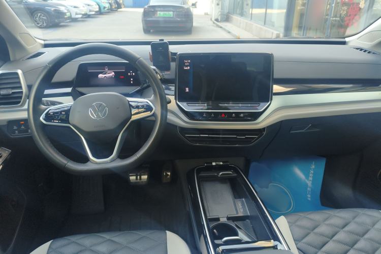 Used Volkswagen ID.6 CROZZ 2022 Long-Range PRO Edition Center Console