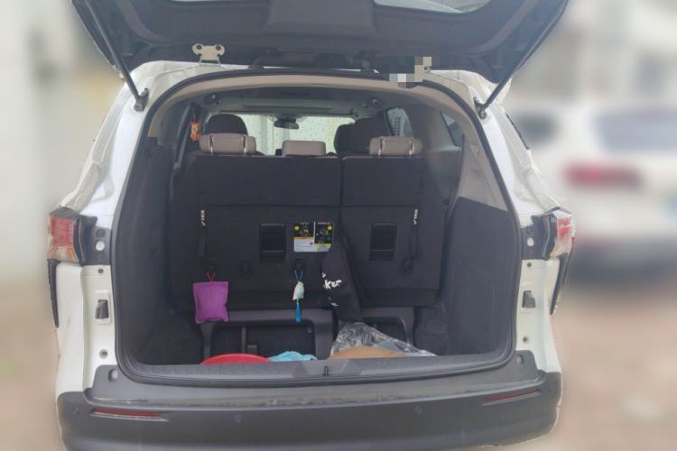 Used Toyota SIENNA 2021 2.5L Hybrid Comfort Edition Trunk