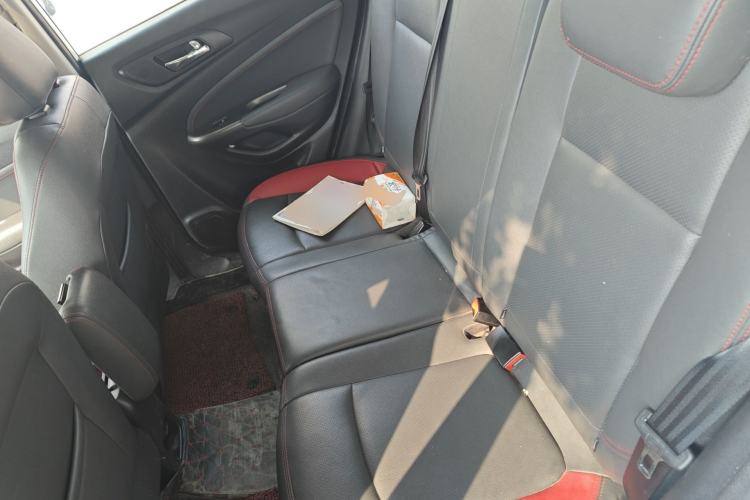 Used CHANGAN CS15 2016 1.5L Automatic Fashion Edition Left Rear Seat