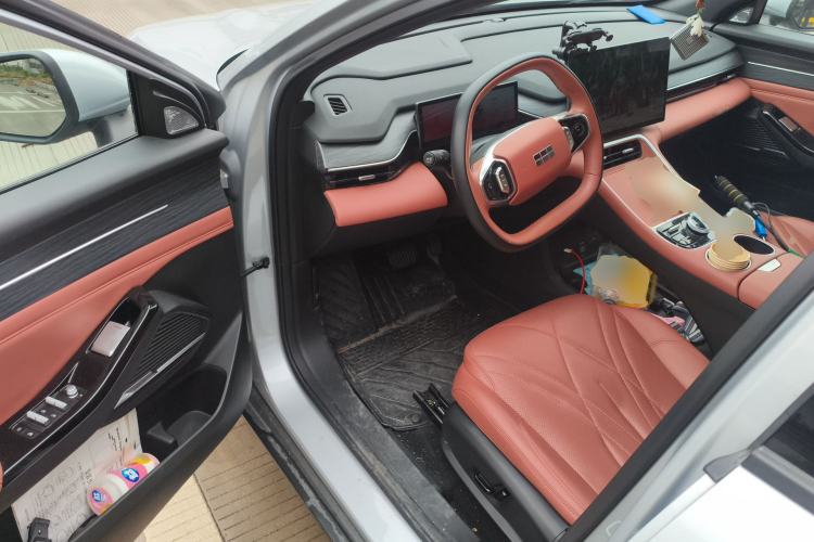 Used Geely Galaxy L6 2025 EM-i 140km Explorer+ Edition
