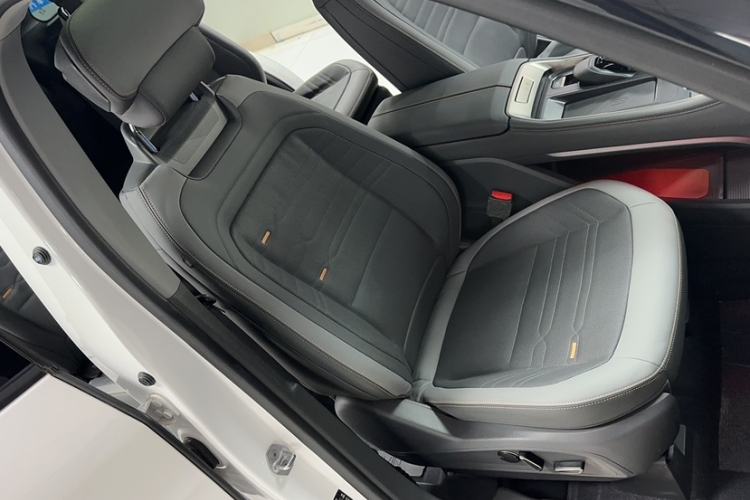 Used Ford Edge 2023 Edge L 2.0T EcoBoost E-Hybrid Four-Wheel Drive Seven-Seat Supreme Model