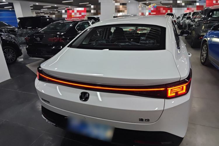 Used Changan Eado 2025 Blue Whale 1.5T 500Bar Prestige Model