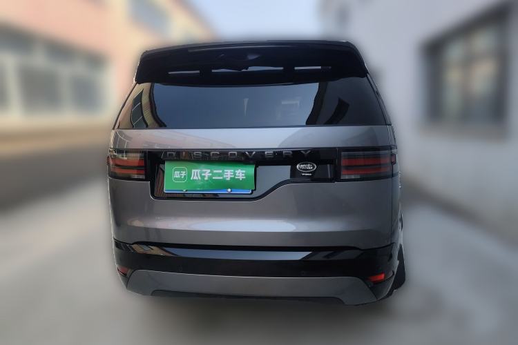Used Land Rover Discovery 2023 Revised Version 360 PS R-Dynamic S
