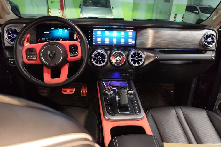 Used Tank 300 2021 Off-Road Edition 2.0T Conqueror Center Console