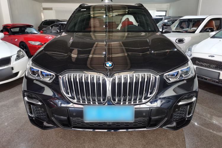 Used BMW X5 2022 Restyled xDrive 40Li M Sport Package
