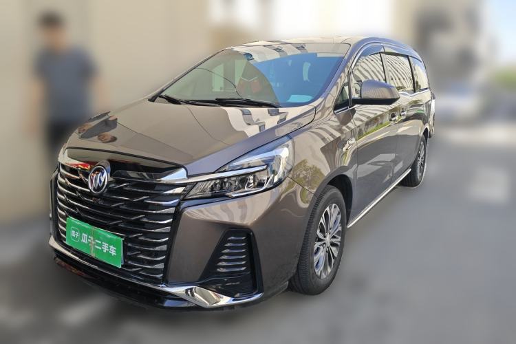 Used Buick GL8 2023 Facelifted Land Cruiser Executive Luxury Version