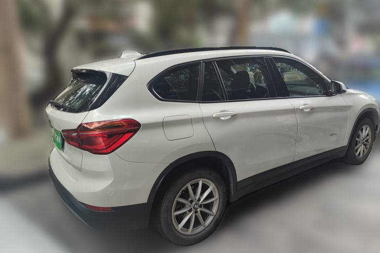 Used BMW X1 2016 sDrive18Li Fashion Model Rear Right 45 Deg