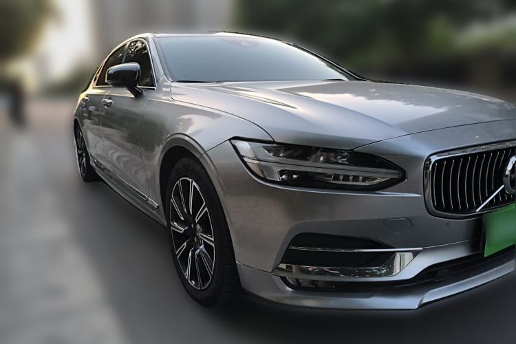 Used Volvo S90 2020 Facelifted T5 Zhiyi Luxury Edition
