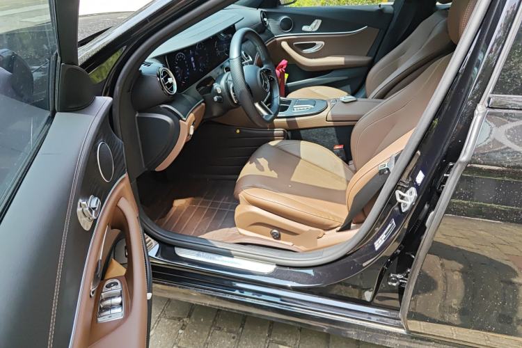 Used Mercedes-Benz E-Class 2022 E 260 Stylish Sports Edition
