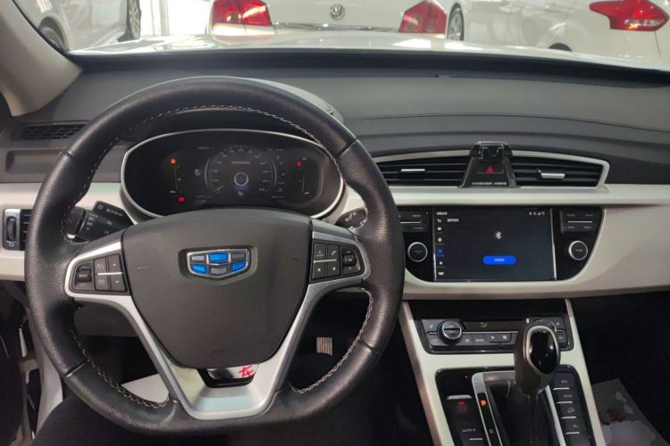 Used Geely Auto Emgrand X7 Sport 2018 1.8TD Automatic Two-Wheel Drive Smart Connect 4G Internet Edition