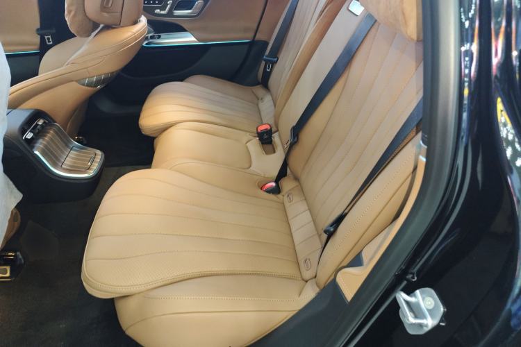 Used Mercedes-Benz E-Class 2026 E 300 L Luxury
