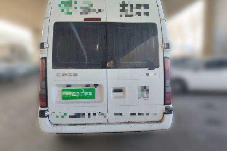 Used JMC Fushun 2024 2.0T Manual Diesel Short-Wheelbase Mid-Roof Commercial Utility MPV with 5 Seats