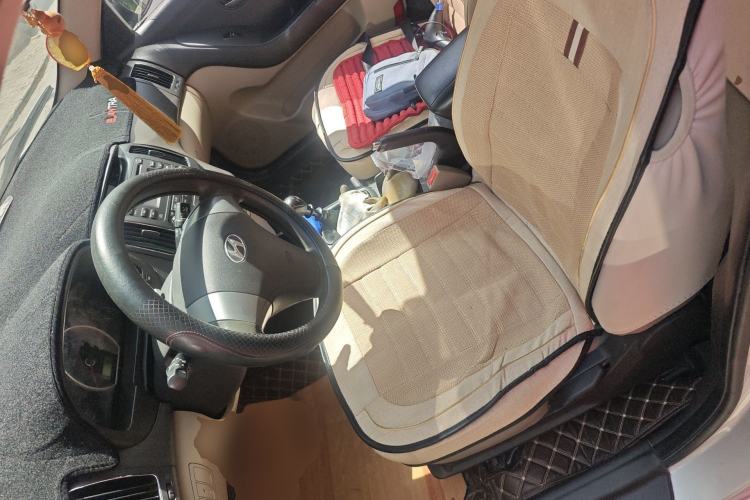 Used Hyundai Celesta 2011 1.6L Manual Comfort Edition Left Front Seat