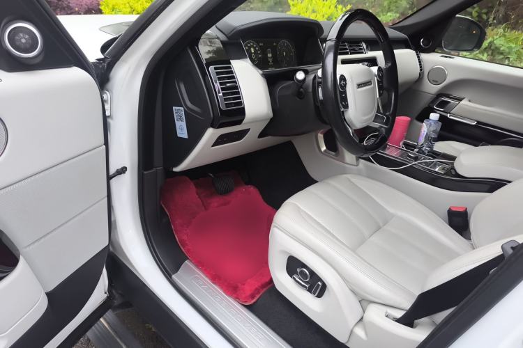 Used Land Rover Range 2017 3.0 SC V6 Vogue Driver Seat