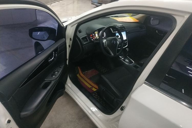 Used Nissan Tiida 2016 1.6L CVT Smart Drive Edition Driver Seat