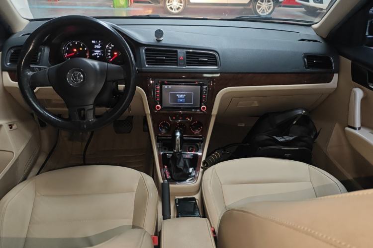 Used Volkswagen Lavida 2013 Revised Version 1.4 TSI DSG Comfort Edition