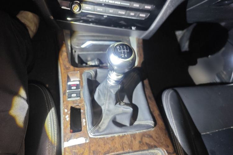 Used Hanteng X7 2016 1.5T Manual Flagship Model Gear Lever