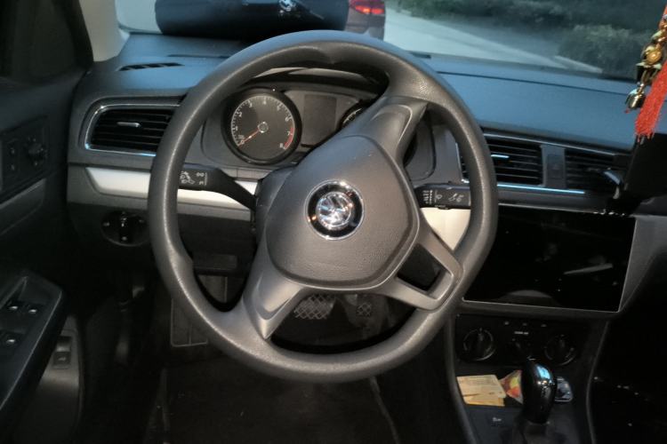 Used Volkswagen Lavida 2017 1.6L Automatic Fashion Edition