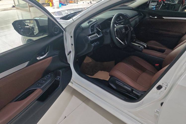 Used Honda Civic 2016 220TURBO CVT Prestige Edition
