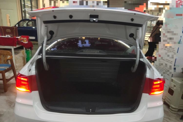 Used Volkswagen Santana 2016 1.6L Automatic Fashion Edition