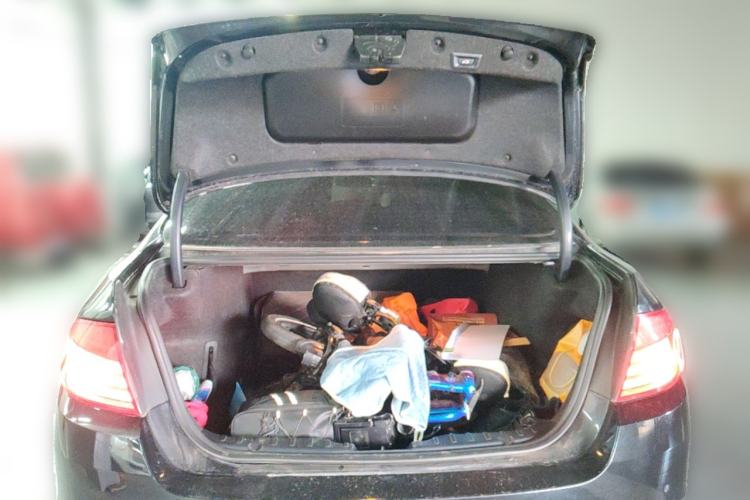 Used BMW 5 Series 2013 525Li Leading Model