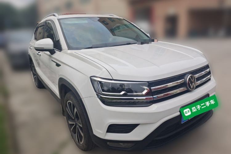 Used Volkswagen Tharu 2021 280TSI Two-Wheel-Drive Luxury Plus Edition Front Right 45 Deg