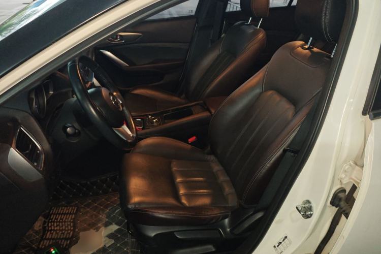 Used Mazda CX-4 2016 2.0L Automatic 2WD Blue Sky Luxury Edition Left Front Seat